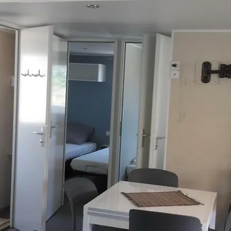 キャンプ場 Mobile 6 Pers Piscine Plage イエール